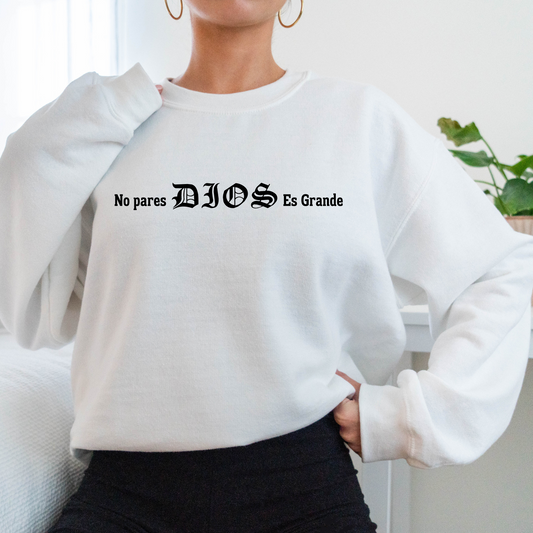 Dios es Grande, Christian sweater